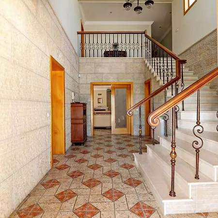 Vale Rabelho Is A Great 5 Bedroom With Private Pool And Ac Short Walk To Vale De Parra فيلة