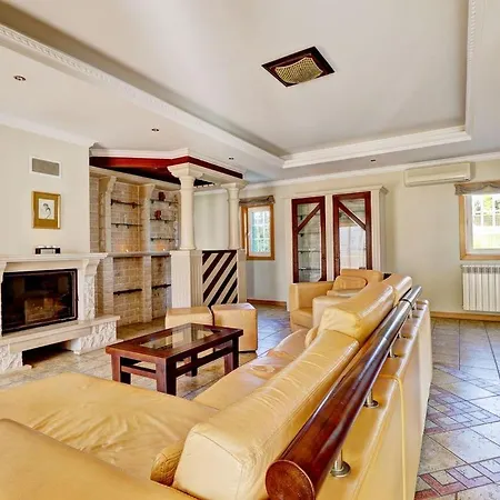 Vale Rabelho Is A Great 5 Bedroom With Private Pool And Ac Short Walk To Vale De Parra * جويا