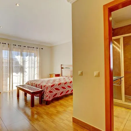 Vale Rabelho Is A Great 5 Bedroom With Private Pool And Ac Short Walk To Vale De Parra