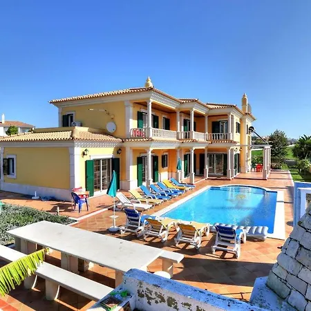 Vale Rabelho Is A Great 5 Bedroom With Private Pool And Ac Short Walk To Vale De Parra Villa