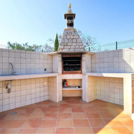 Vale Rabelho Is A Great 5 Bedroom With Private Pool And Ac Short Walk To Vale De Parra