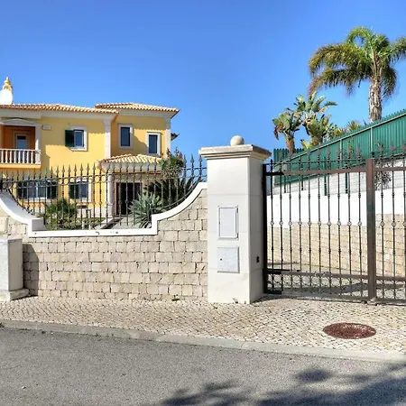Villa Vale Rabelho Is A Great 5 Bedroom With Private Pool And Ac Short Walk To Vale De Parra *